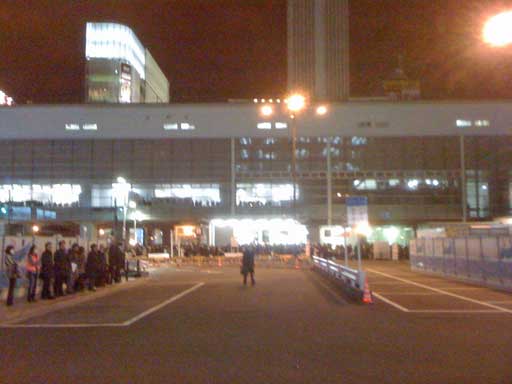 地震後の秋葉原駅 秋葉原